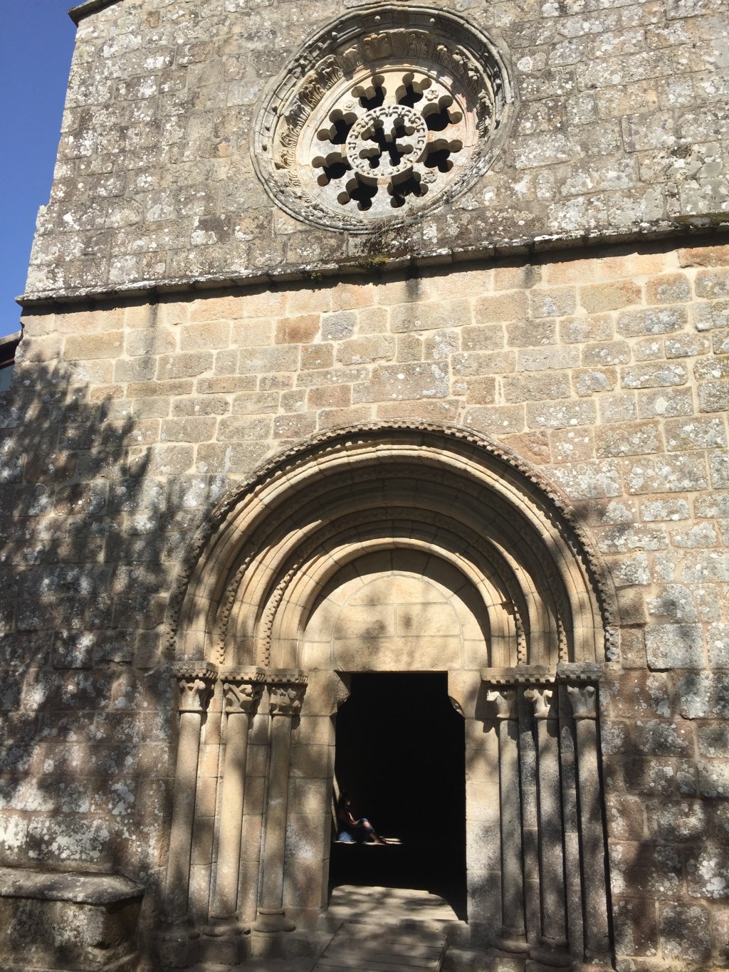 Monasterio de Santa Cristina de Ribas, en la ruta de la Ribeira&nbsp;Sacra